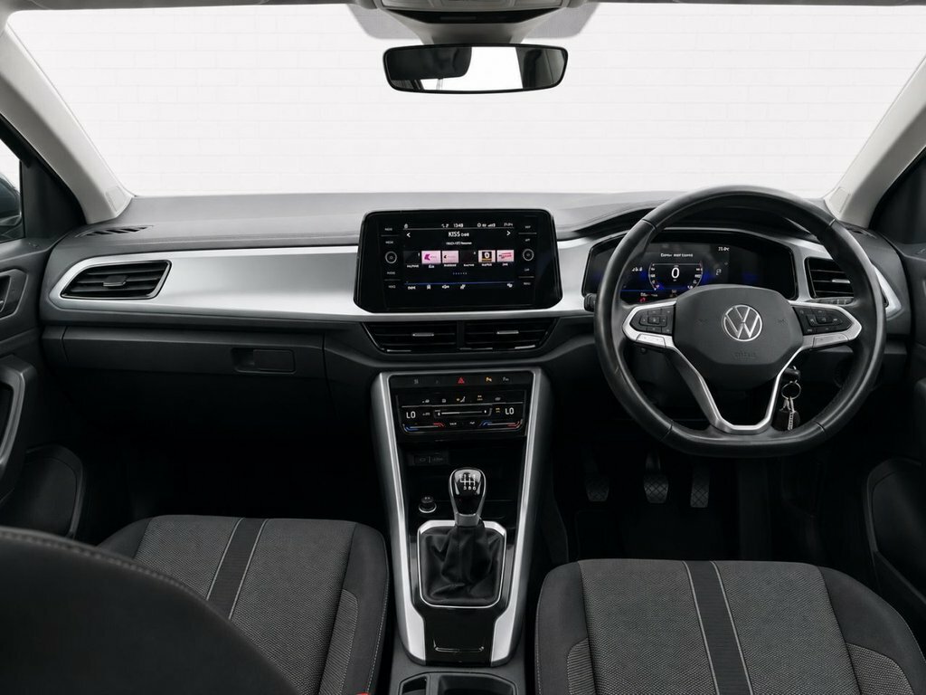 Volkswagen T-Roc 1L Life YA22ENP Black #6