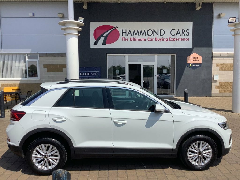 Volkswagen T-Roc 1L Life ND23XLK White #6