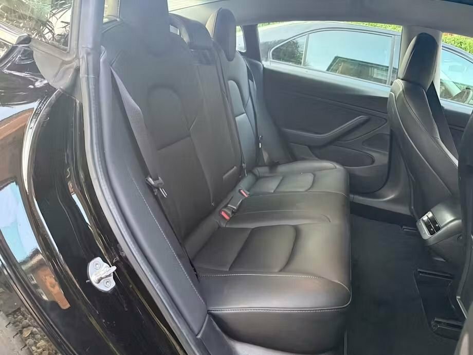 Tesla Model 3 Saloon GN69VYH Black #5