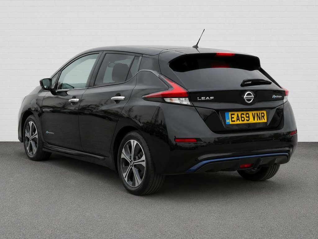 Nissan Leaf Leaf Takna Black #2