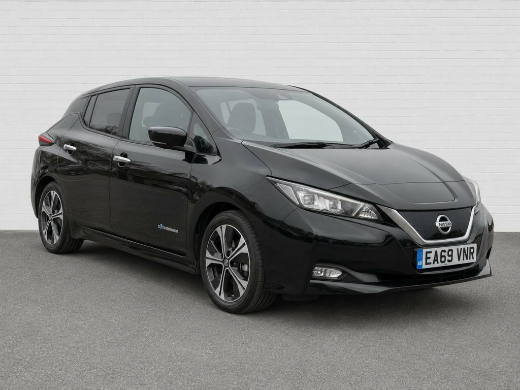 Nissan Leaf Leaf Takna Black