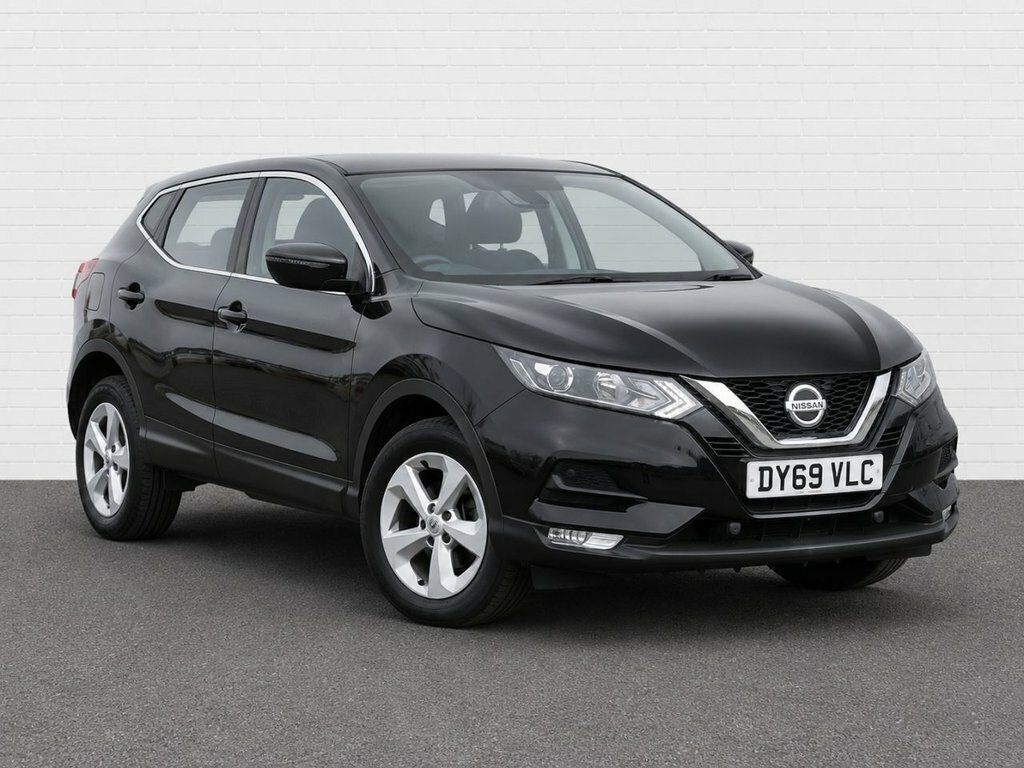 Nissan Qashqai 1.3L Acenta Premium Black