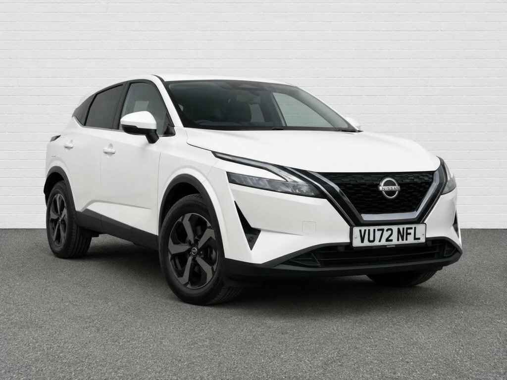 Nissan Qashqai 1.3L N-connecta White