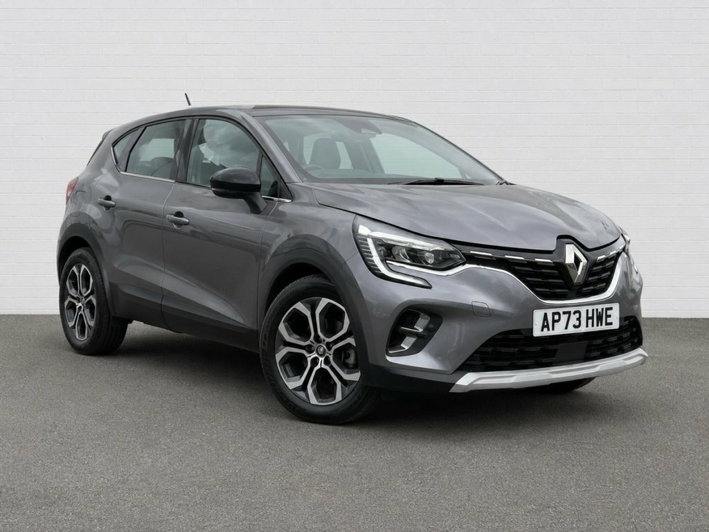 Renault Captur 1.6L Techno Grey