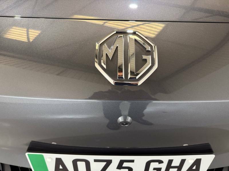 MG MGS5 64Kwh Trophy Long Range Blue #47
