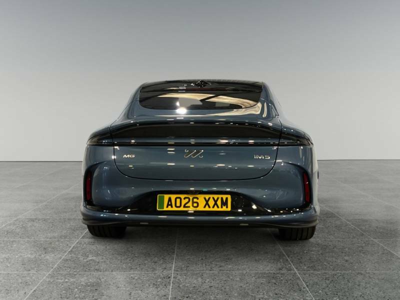 MG IM5 300Kw Long Range 100Kwh Blue #5