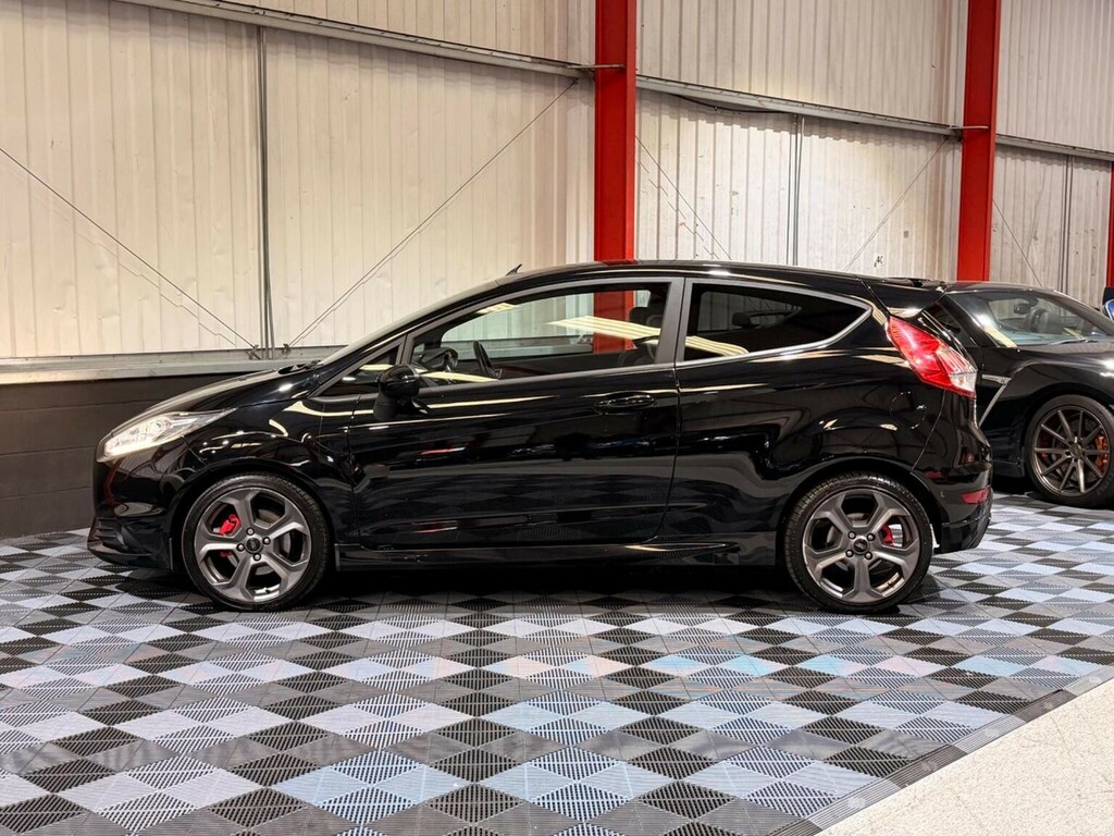 Ford Fiesta 1.6T Ecoboost St-3 Euro 6 201717 Black #6