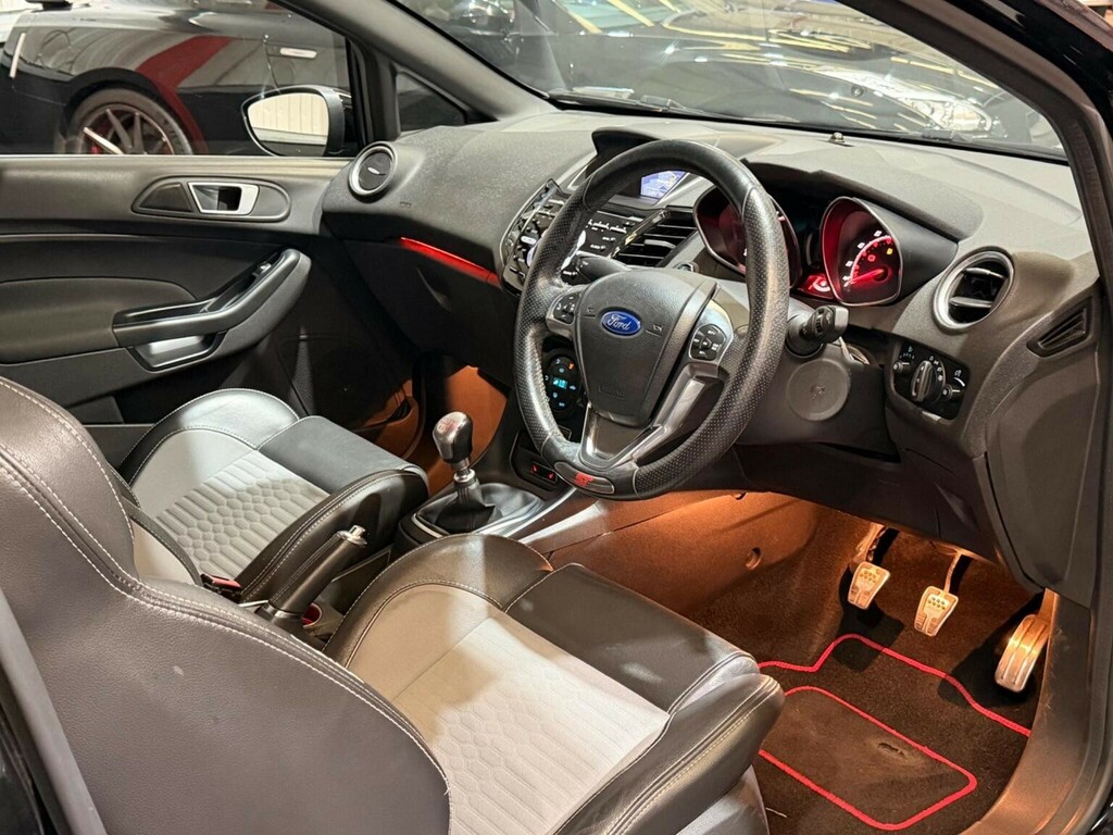 Ford Fiesta 1.6T Ecoboost St-3 Euro 6 201717 Black #3