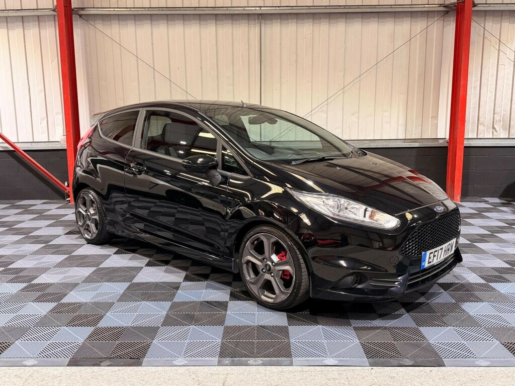 Ford Fiesta 1.6T Ecoboost St-3 Euro 6 201717 Black