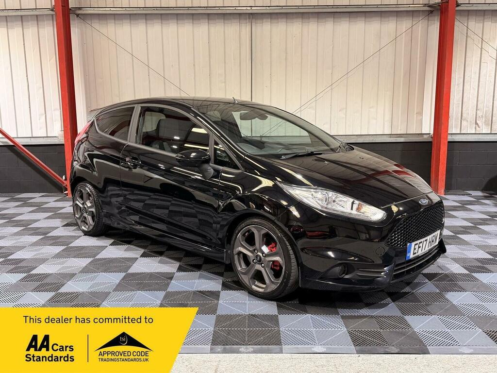 Ford Fiesta 1.6T Ecoboost St-3 Euro 6 201717 Black