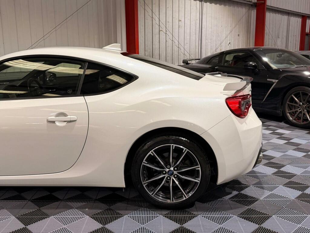 Subaru BRZ Se Lux White #36