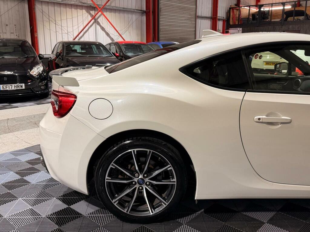 Subaru BRZ Se Lux White #33