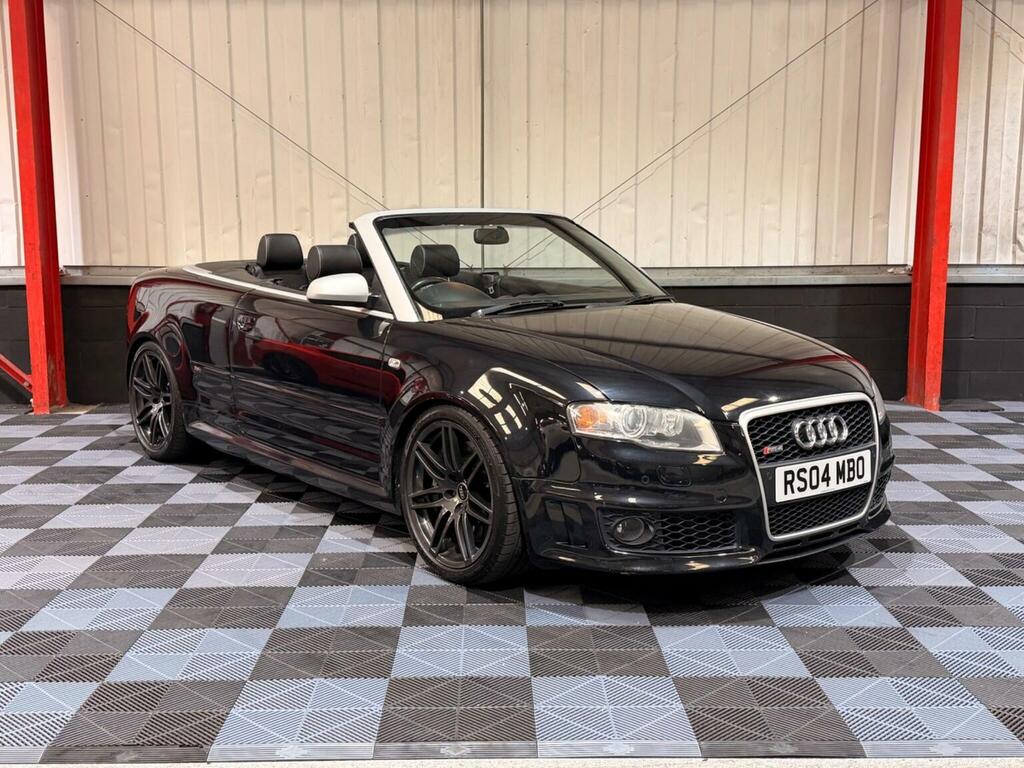 Audi RS4 Cabriolet 4.2 Quattro Black #3