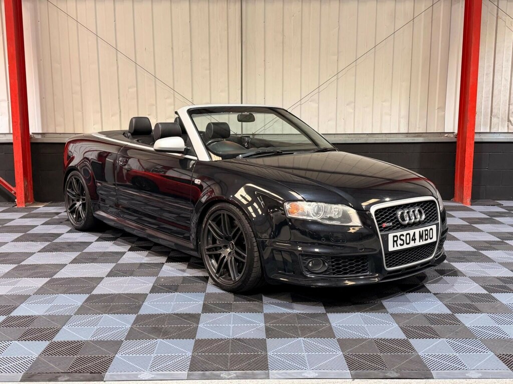 Audi RS4 Cabriolet 4.2 Quattro Black #2