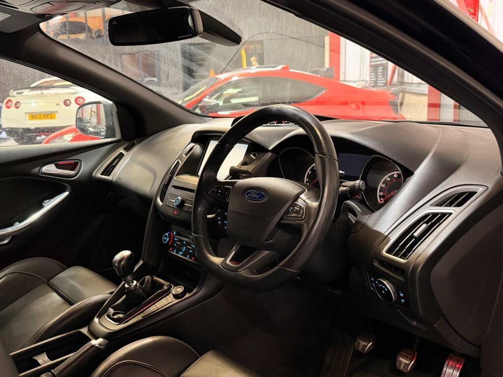 Ford Focus 2.0T Ecoboost St-3 Euro 6 Ss Black #3