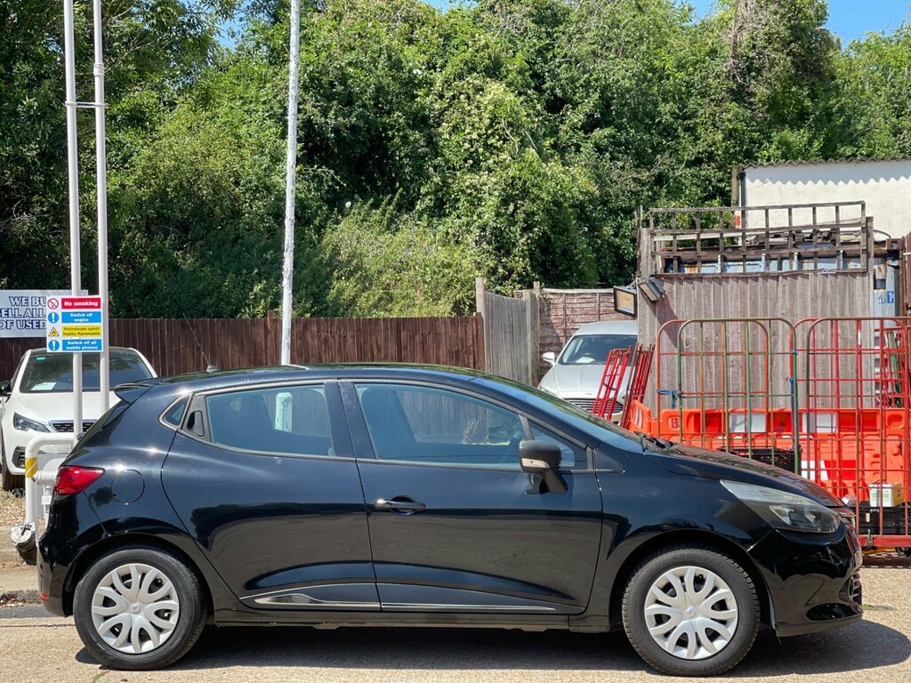 Renault Clio 1.2 16V Expression Euro 5 KU64OBV Black #2