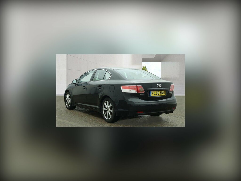 Toyota Avensis 1.8 V-matic Tr Multidrive Euro 4 Black #2