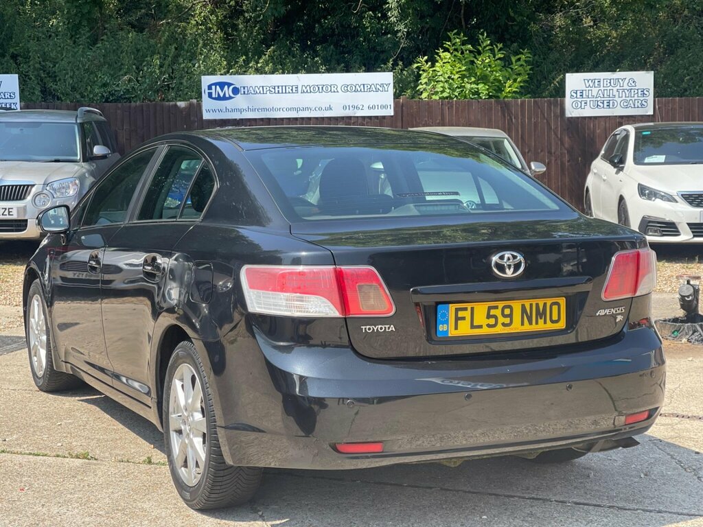 Toyota Avensis 1.8 V-matic Tr Multidrive Euro 4 Black #4