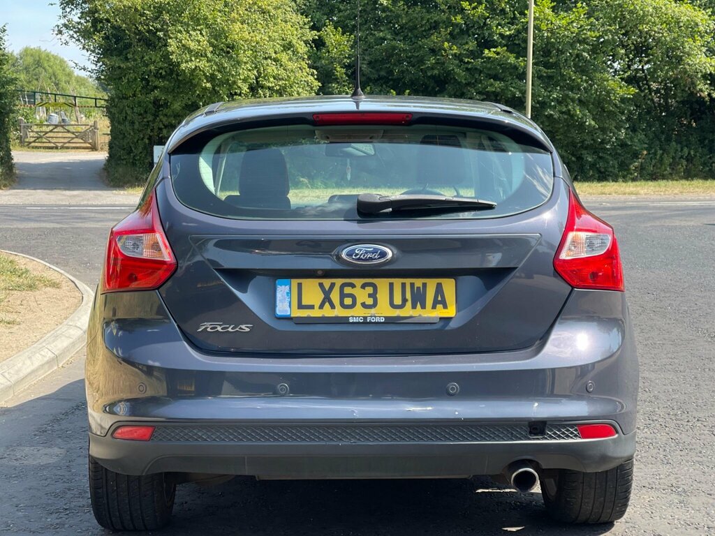 Ford Focus 2.0 Tdci Titanium X Euro 5 Grey #4