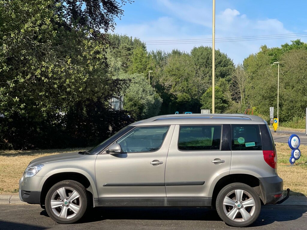 Skoda Yeti 1.2 Tsi Se Dsg Euro 5 Beige #5