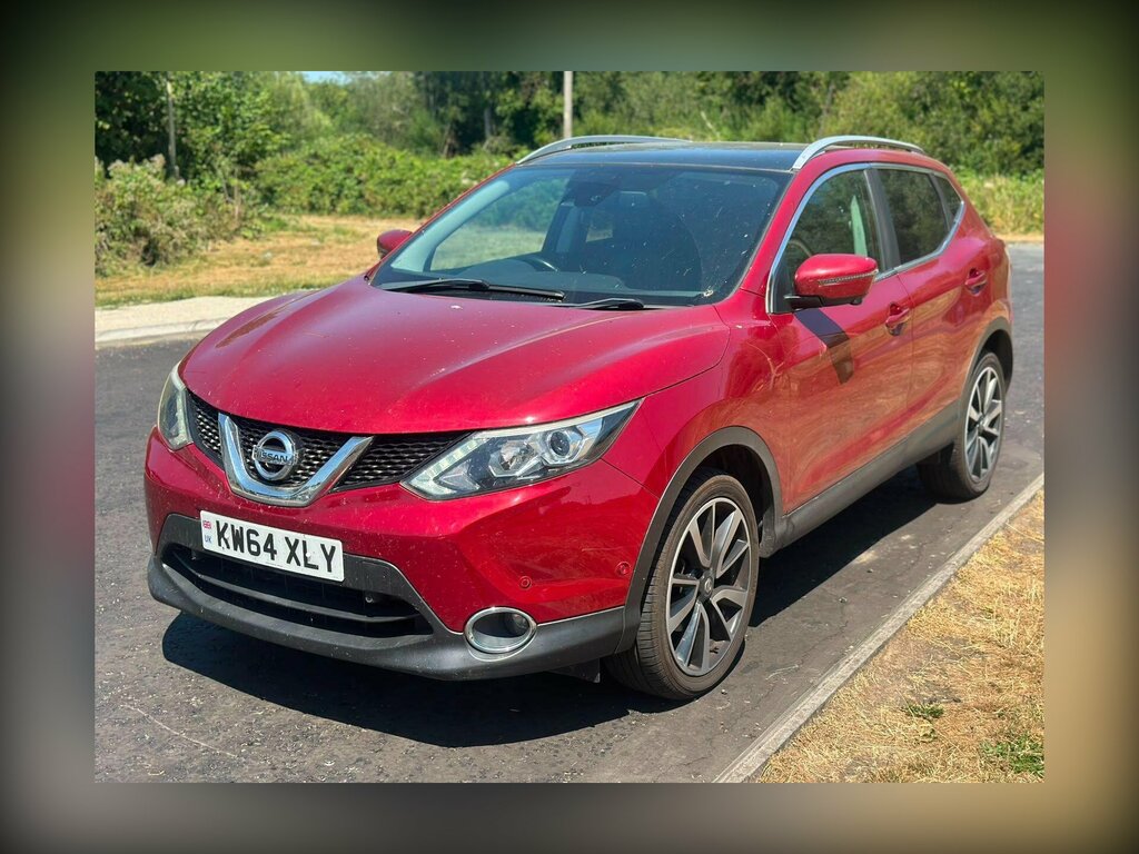 Nissan Qashqai 1.5 Dci Tekna 2Wd Euro 5 Ss Red #3