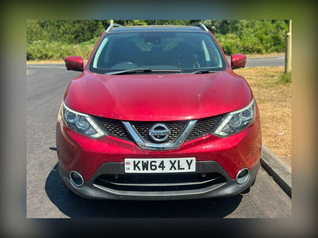 Nissan Qashqai 1.5 Dci Tekna 2Wd Euro 5 Ss Red #2