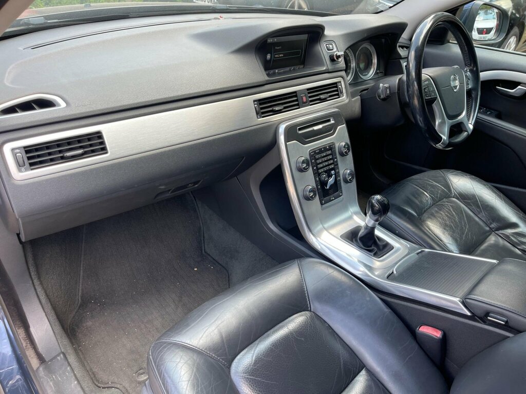 Volvo V70 D5 Se Lux Grey #9