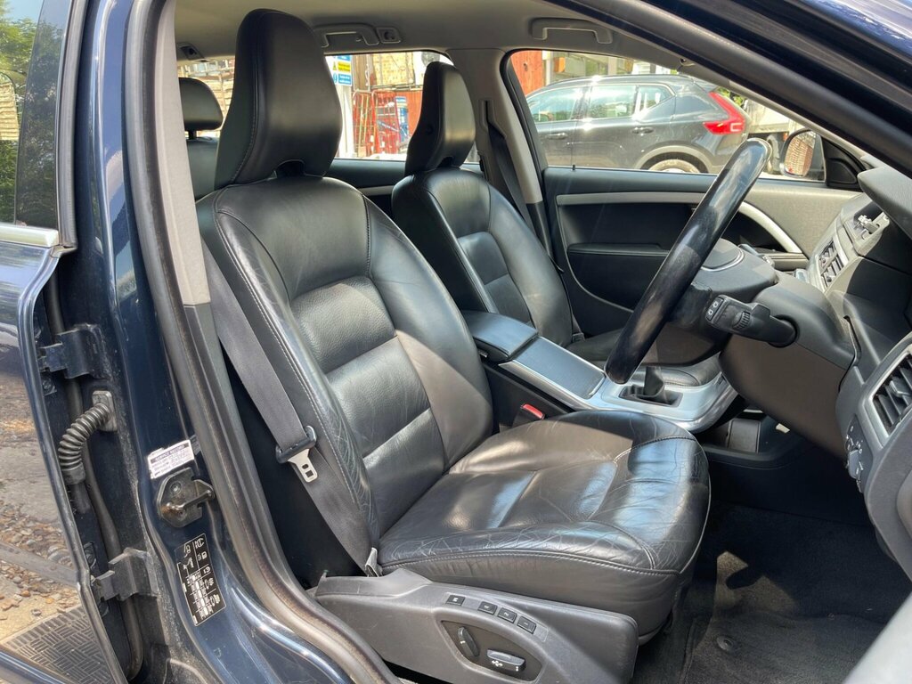 Volvo V70 D5 Se Lux Grey #14