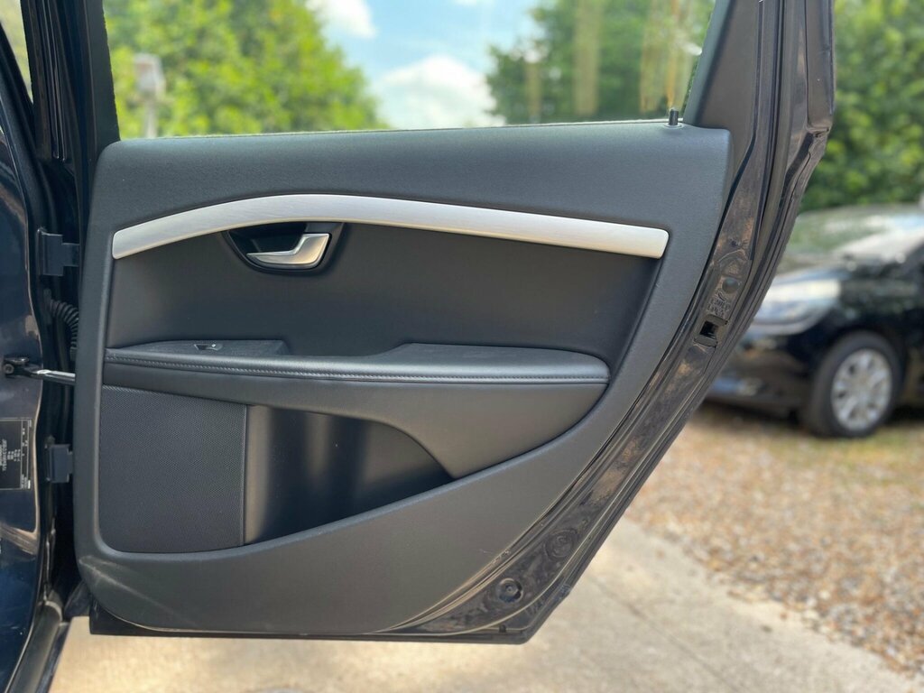 Volvo V70 D5 Se Lux Grey #22