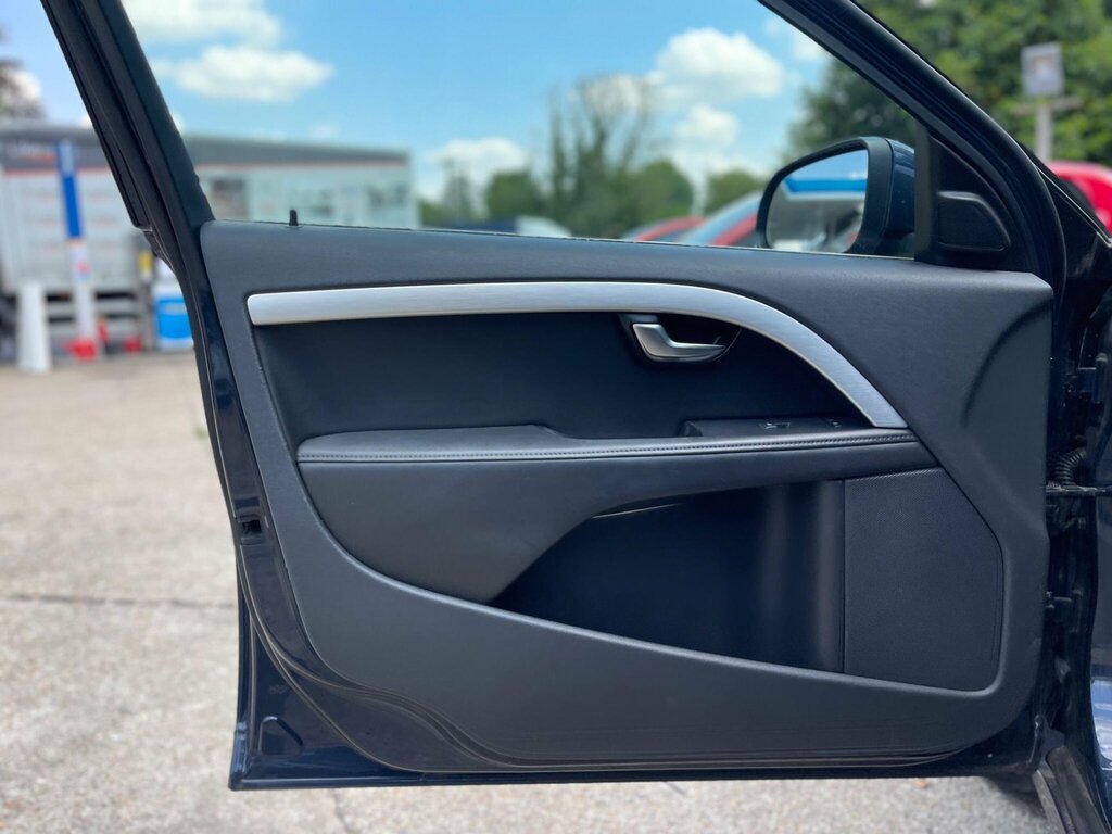Volvo V70 D5 Se Lux Grey #20