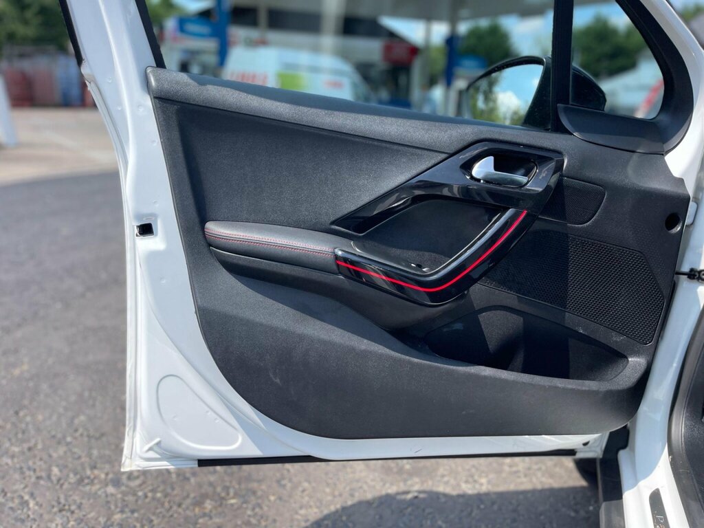 Peugeot 2008 Active Grey #18