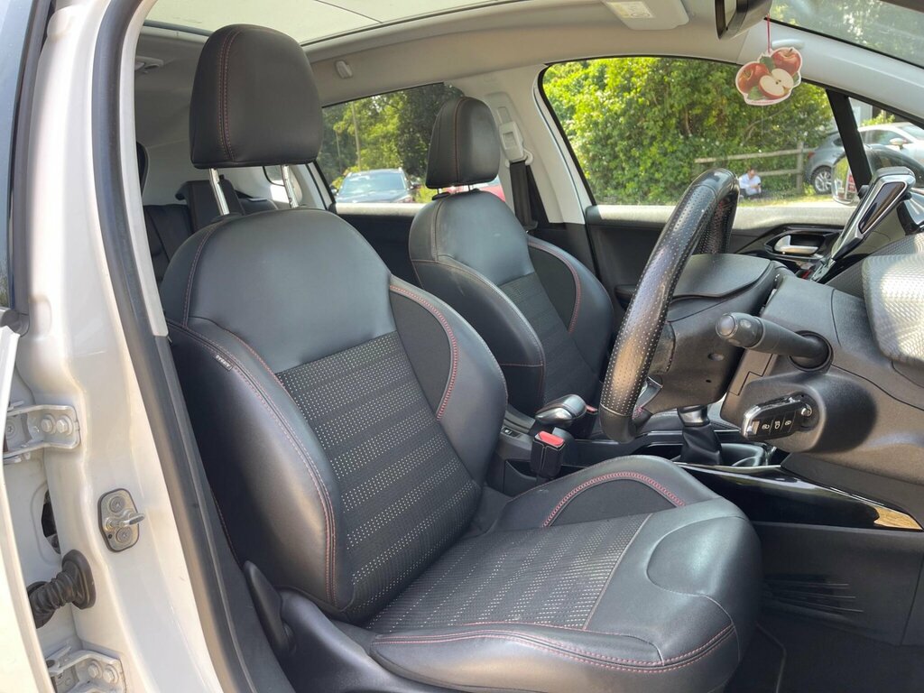 Peugeot 2008 Active Grey #10