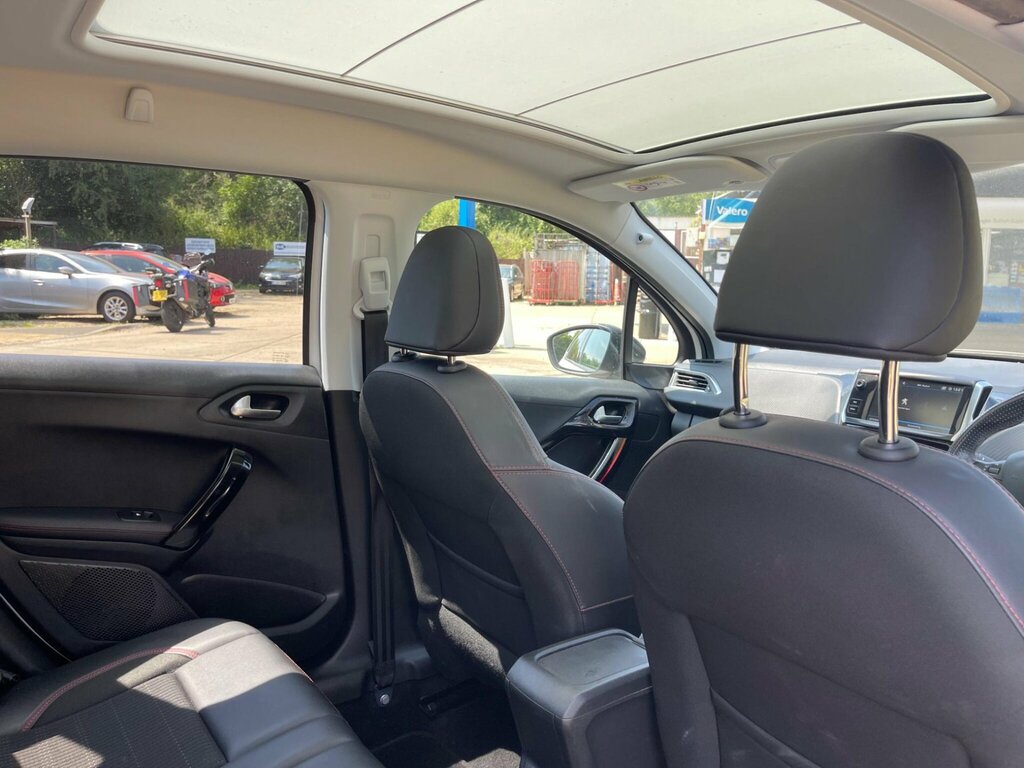 Peugeot 2008 Active Grey #14
