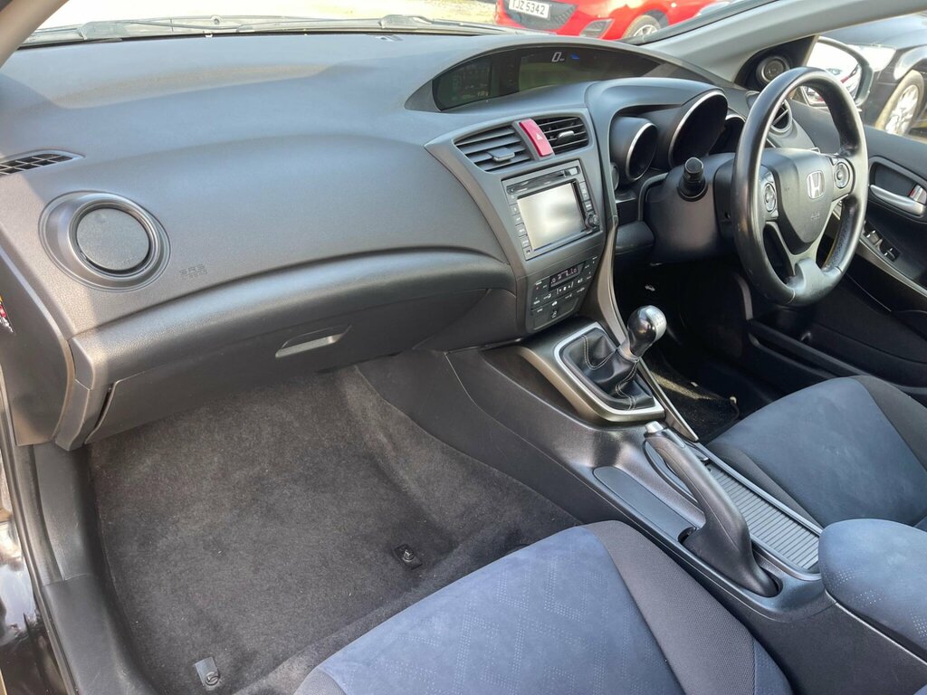 Honda Civic 2.2 I-dtec Es-t Euro 5 Ss Black #5