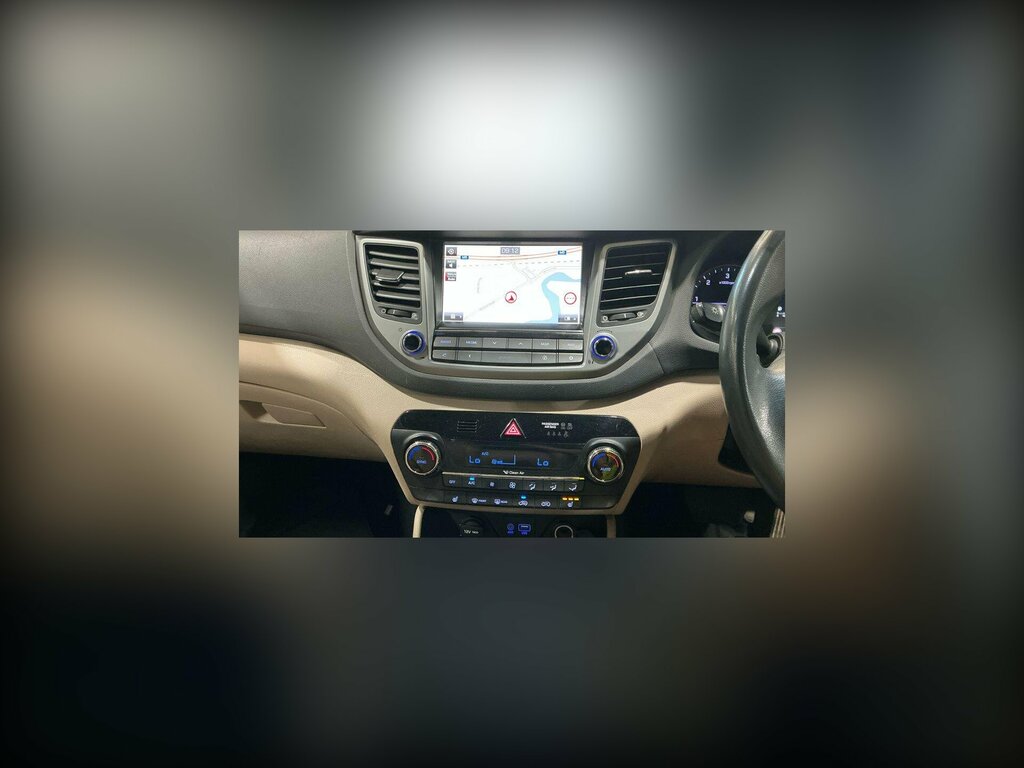 Hyundai Tucson 2.0 Crdi Premium 4Wd Euro 6 Black #5