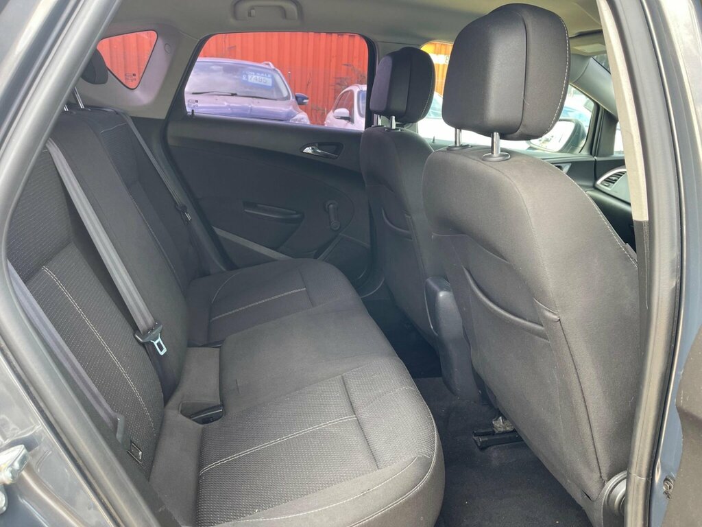 Vauxhall Astra 1.6I 16V Excite Black #17