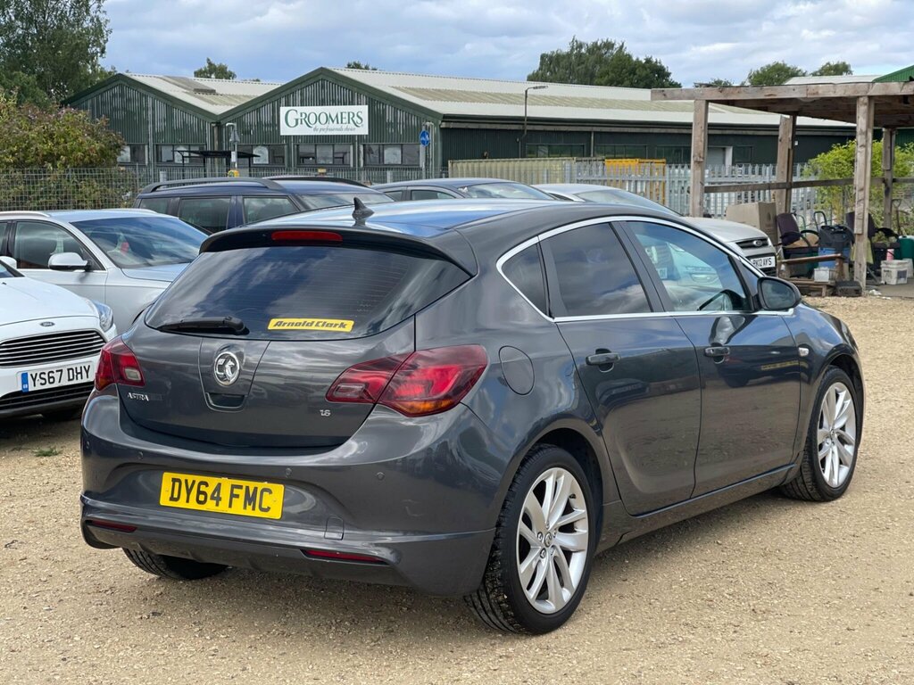 Vauxhall Astra 1.6I 16V Excite Black #8