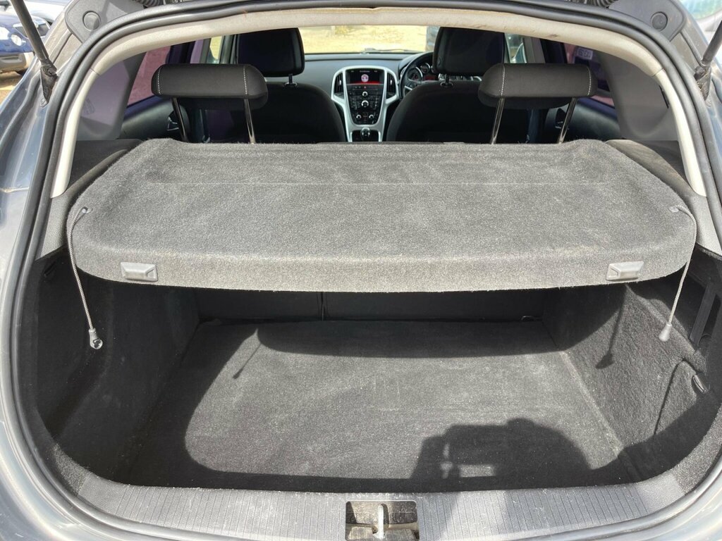 Vauxhall Astra 1.6I 16V Excite Black #30