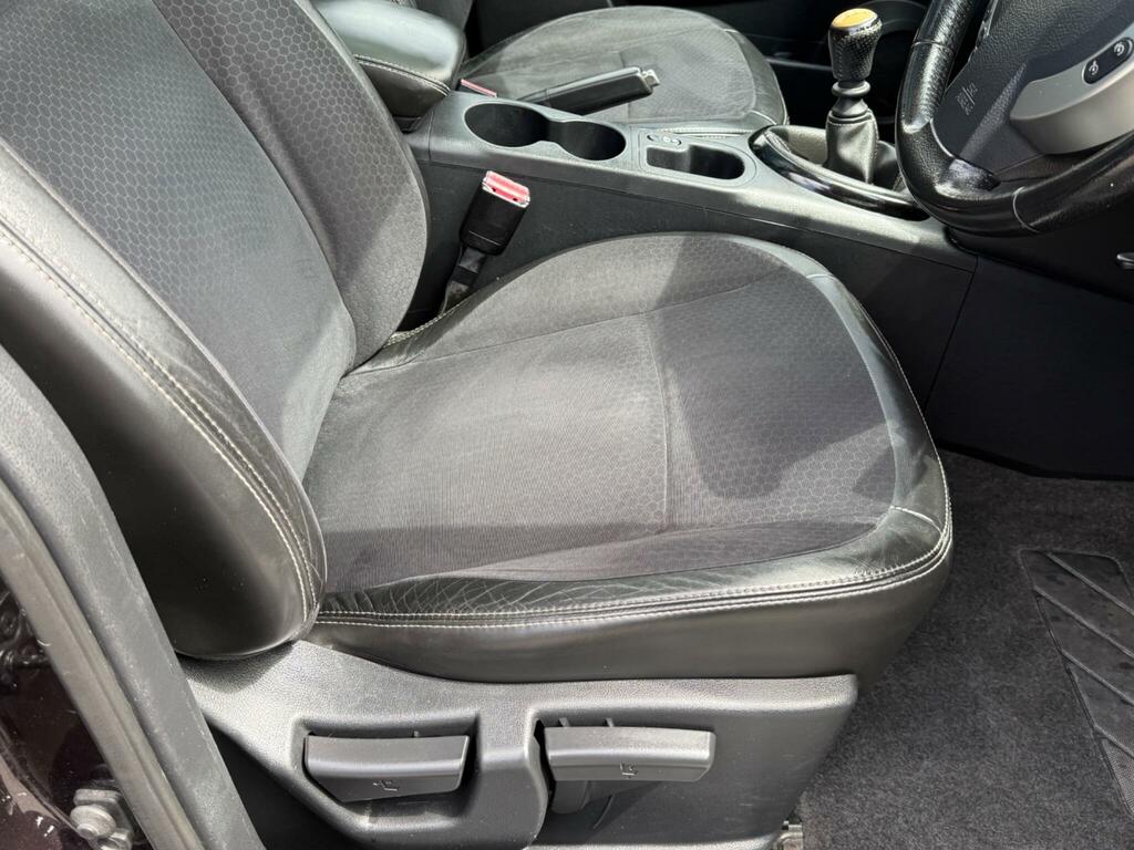 Nissan Qashqai+2 1.5 Dci 110 Tekna Black #27