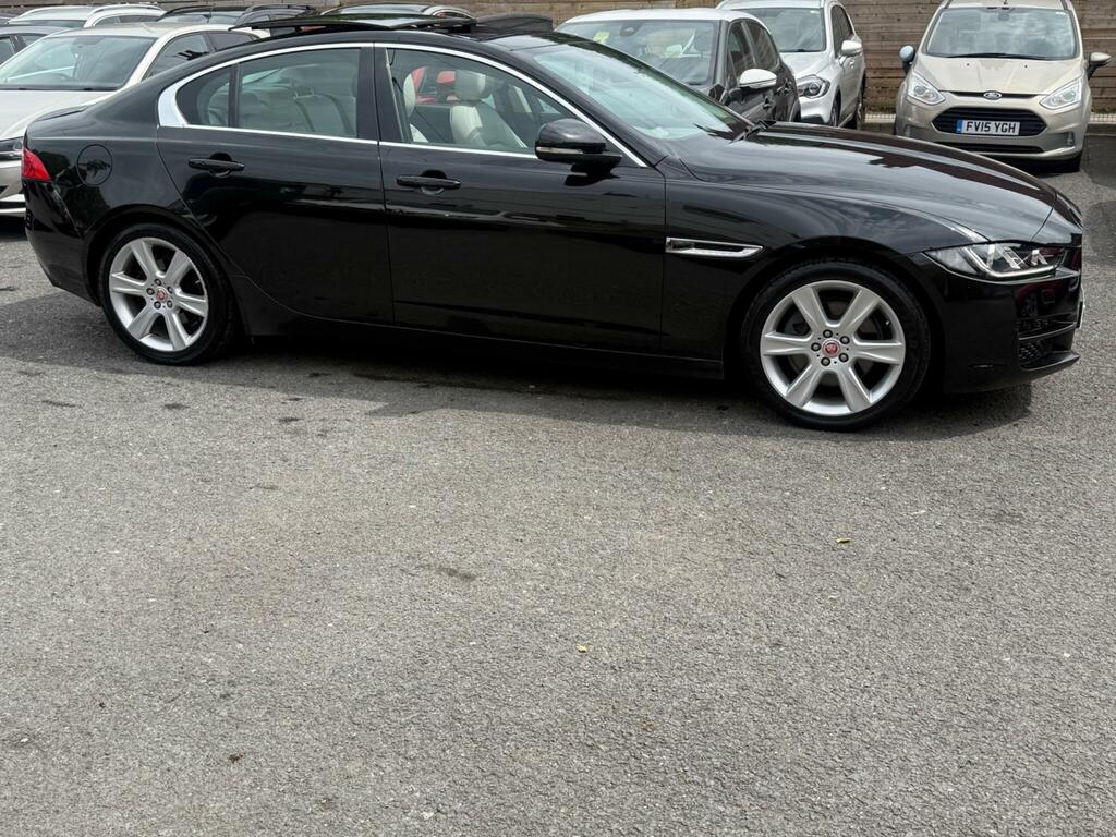 Jaguar XE 2.0D R-sport Saloon Awd Euro 6 S Black #8