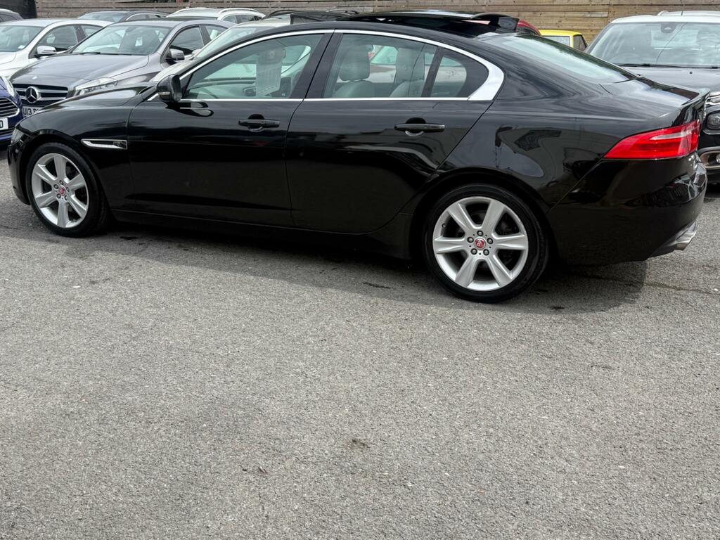 Jaguar XE 2.0D R-sport Saloon Awd Euro 6 S Black #9