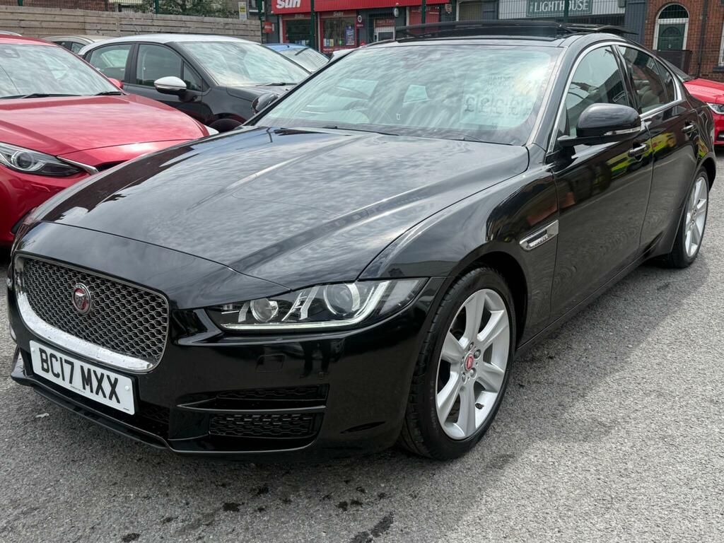 Jaguar XE Portfolio Black #2