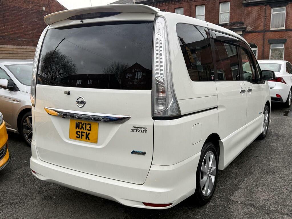 Nissan Serena 2.0 Hybrid Highway Star Mpv 8 Seater White #3