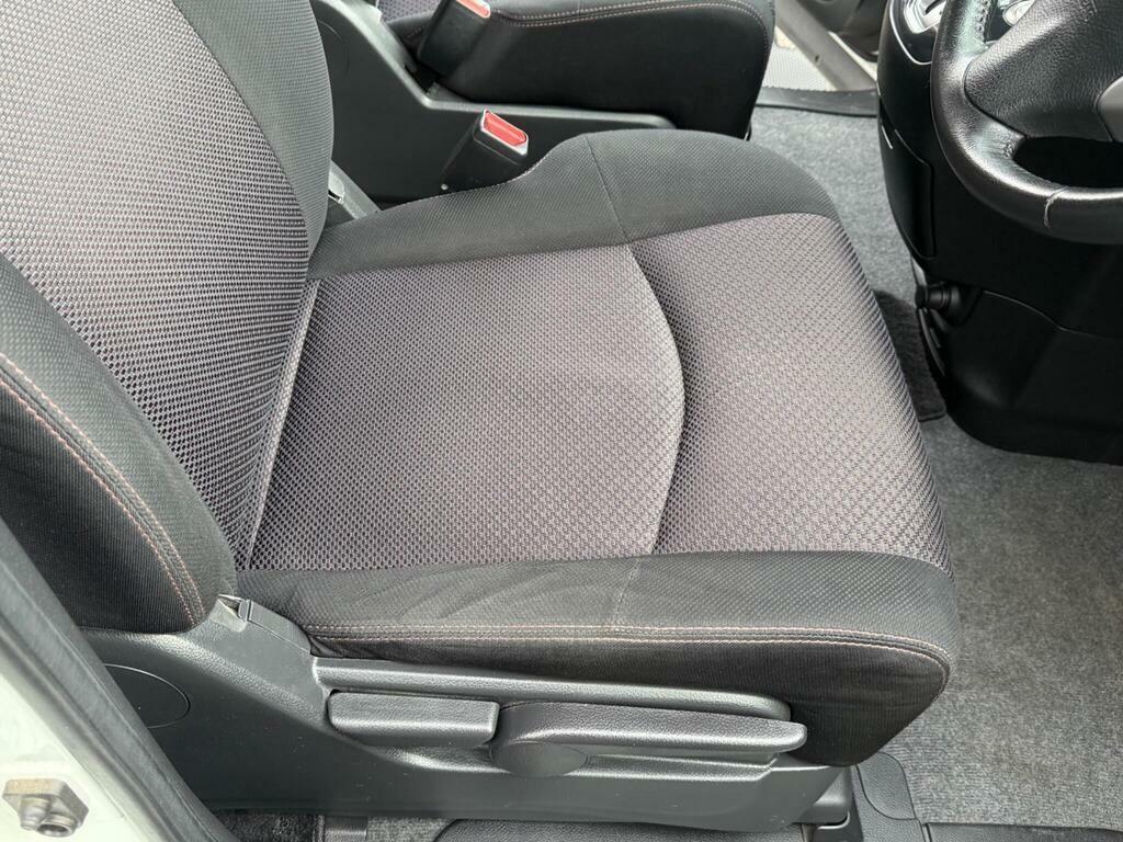 Nissan Serena Mpv Black #22