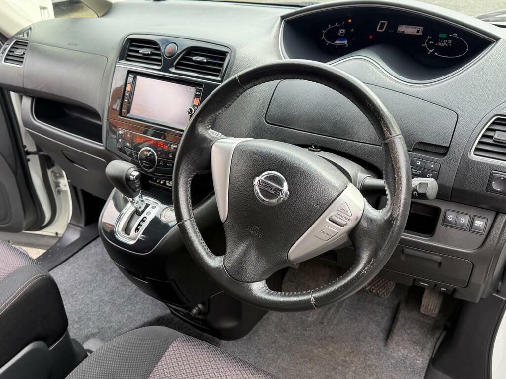 Nissan Serena Mpv Black #13