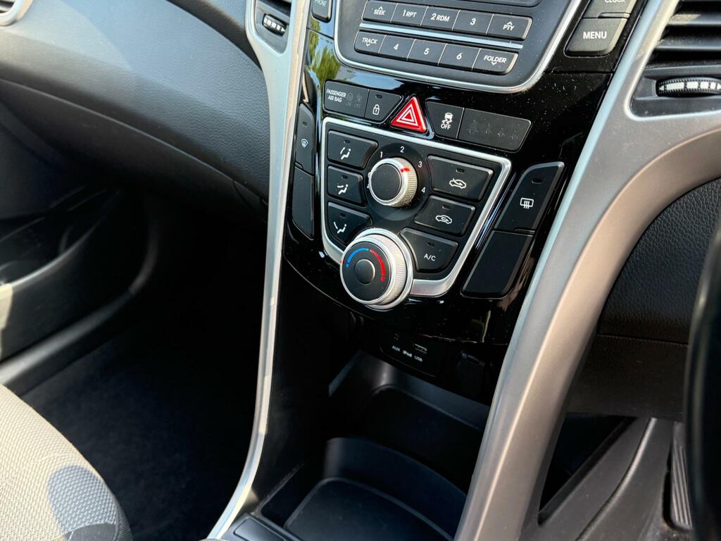 Hyundai I30 Crdi Active Black #21