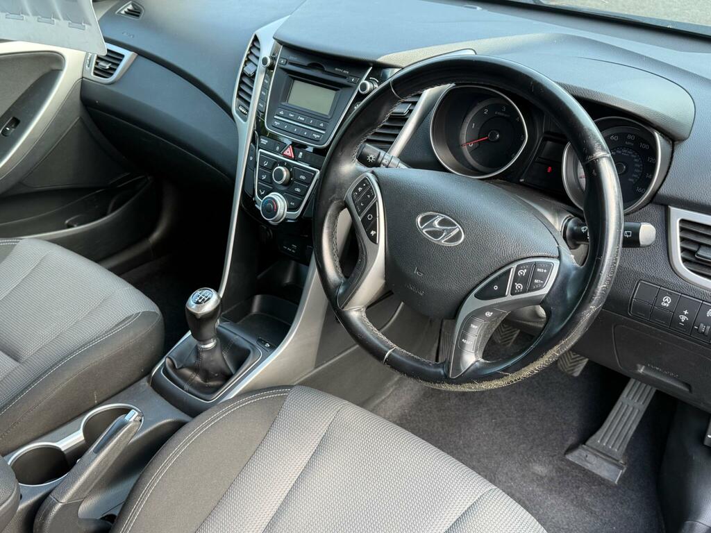 Hyundai I30 Crdi Active Black #14