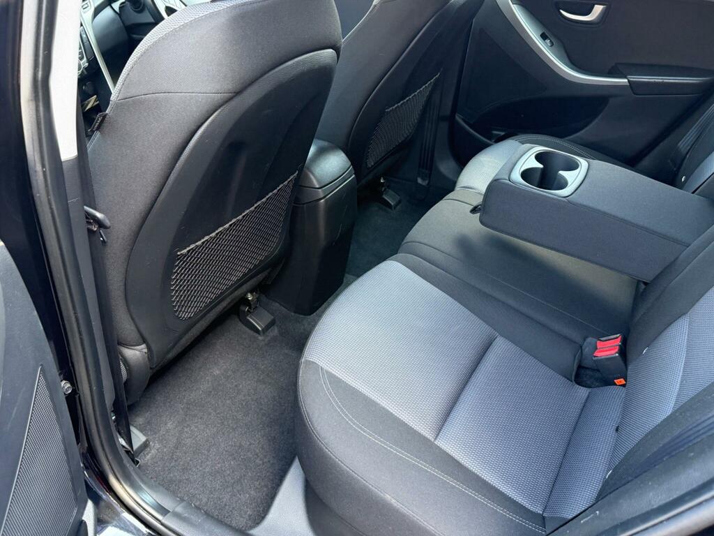 Hyundai I30 Crdi Active Black #30