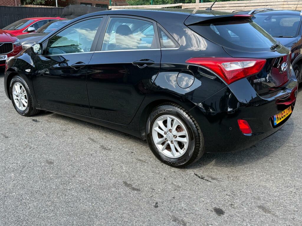 Hyundai I30 Crdi Active Black #8