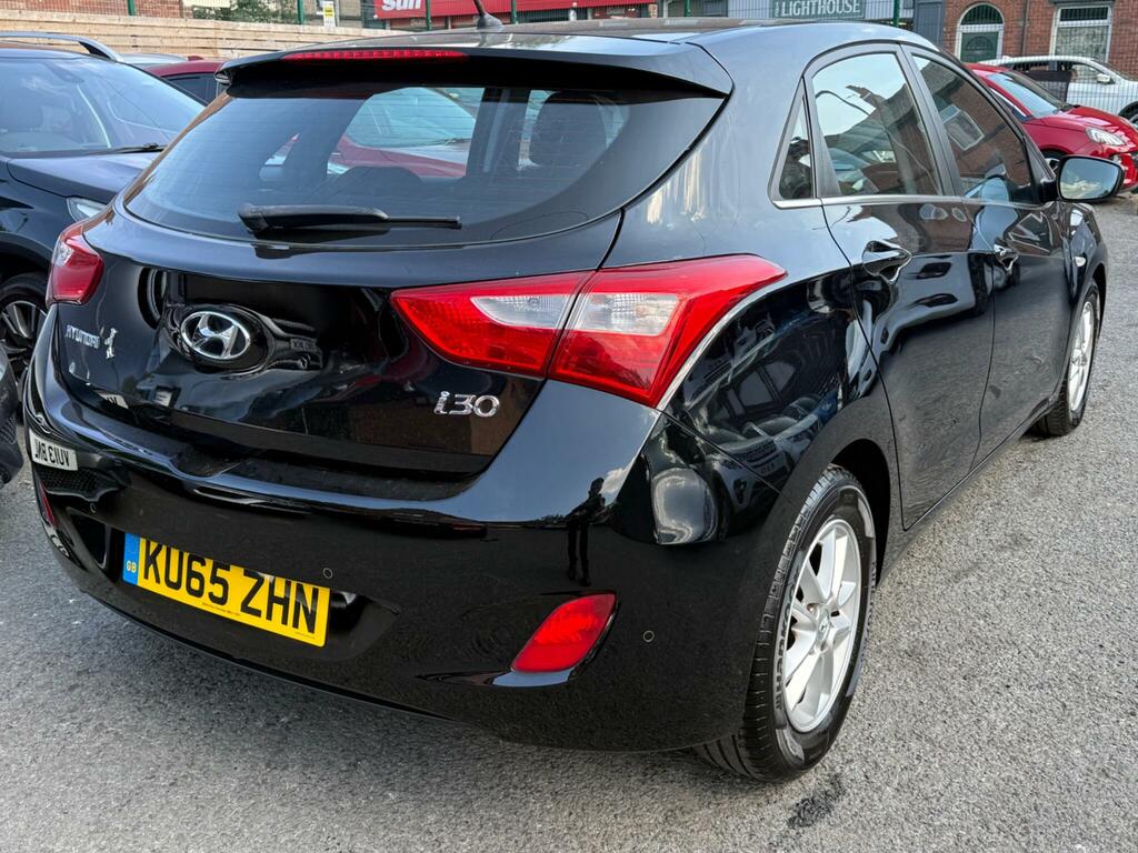 Hyundai I30 Se Black #3